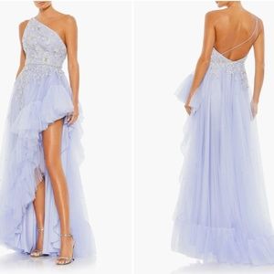 Mac Duggal Beautiful Dress - Size 2
